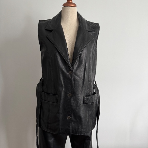 Dimitri - Black Leather Belted Vest - Picture 5 of 9